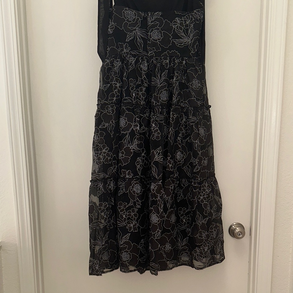 Lulu's Black Midi Dress with White Floral Embroidery and Tie Shoulders - Picture 10 of 13